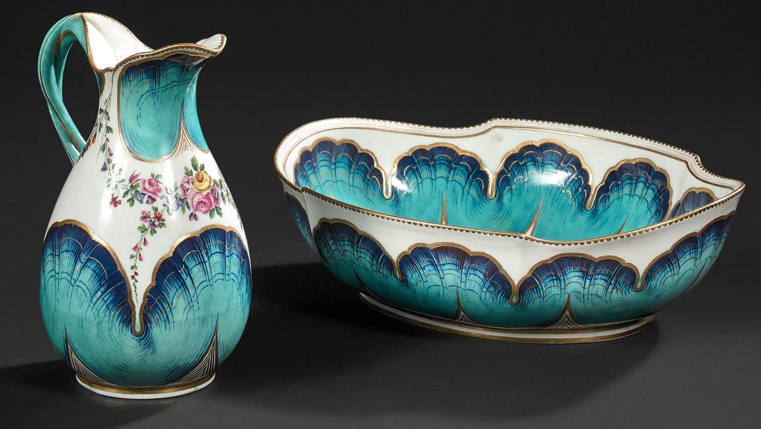 Sèvres, 1766. Broc «Roussel» et sa jatte ovale en porcelaine tendre, à décor polychrome... Lumières sur la collection Malatier