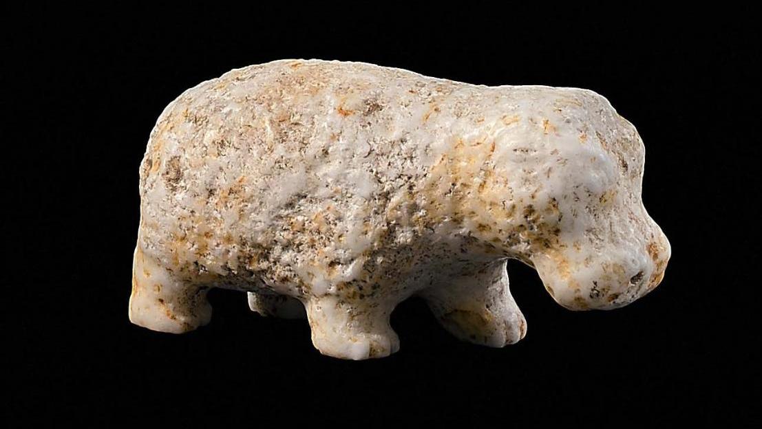 Egypt, Middle Kingdom, 2050-1780 BC, hippopotamus in limestone, 2.7 x 5.8 cm. Eberwein...  Parcours des Mondes: The Increasing Presence of Archaeology 