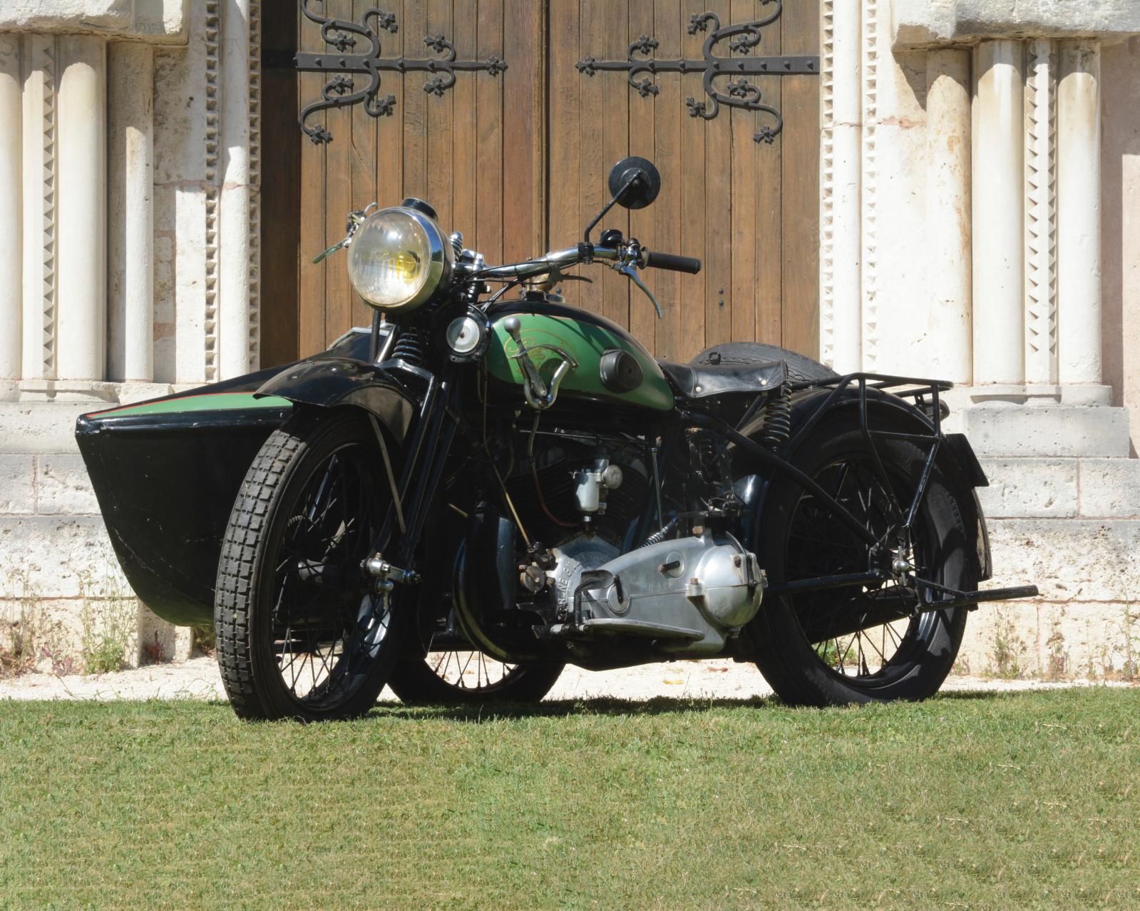 Collection de motos de 1910 à 1975 