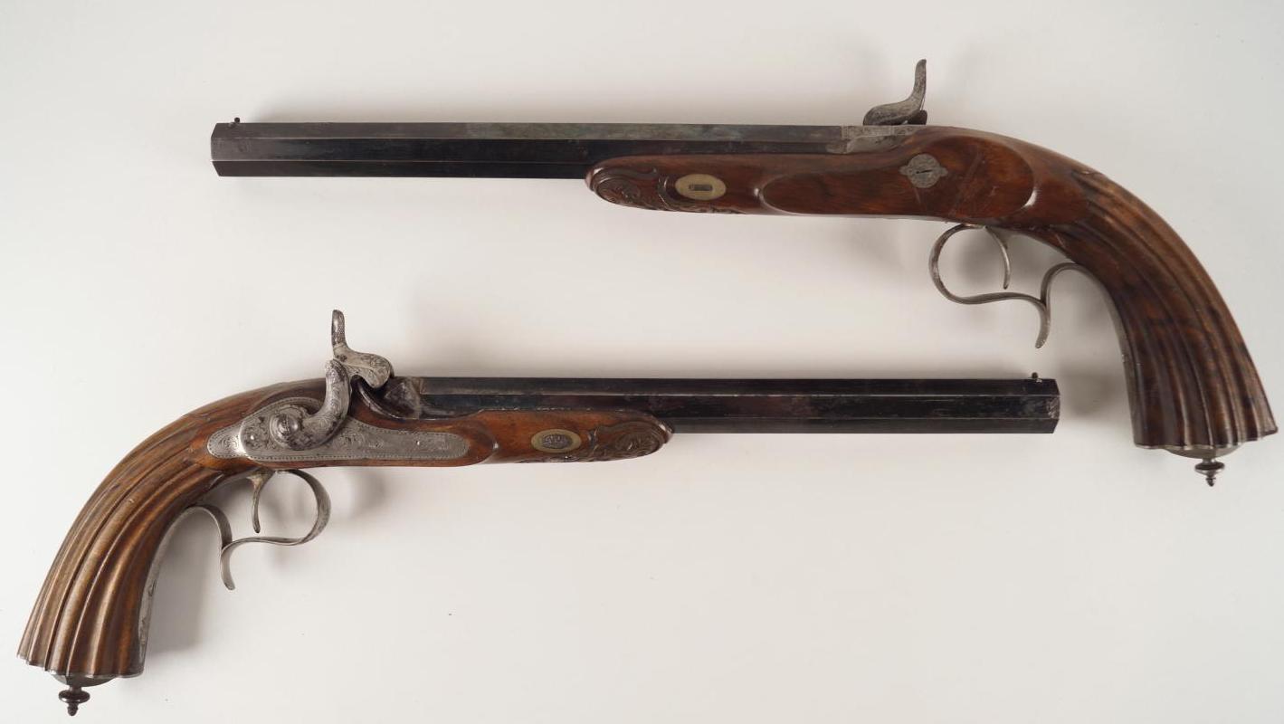 France, époque Napoléon III, paire de pistolets de duel par «P. Le Page Moutier à... Des souvenirs historiques de France et d’ailleurs 