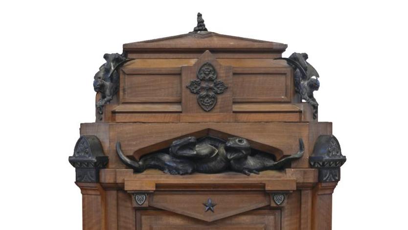 Charles-Guillaume Diehl (1811-1885), ébéniste ; Emmanuel Frémiet (1824-1910), sculpteur ;... Un cabinet peuplé d’étranges créatures