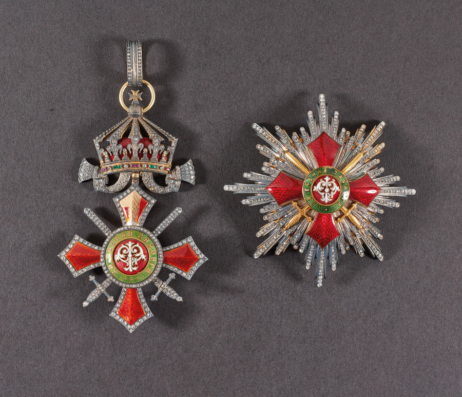 Bulgarie. Ordre du Mérite militaire, fondé en 1900, ensemble de 1re classe (grand-croix) avec diamants, comprenant un bijou en vermeil éma
