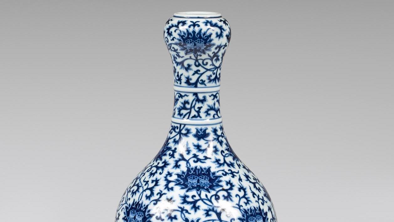 China, porcelain vase in the form of a suantouping (garlic clove) decorated in blue... A Vase with a Decidedly Protective Shape