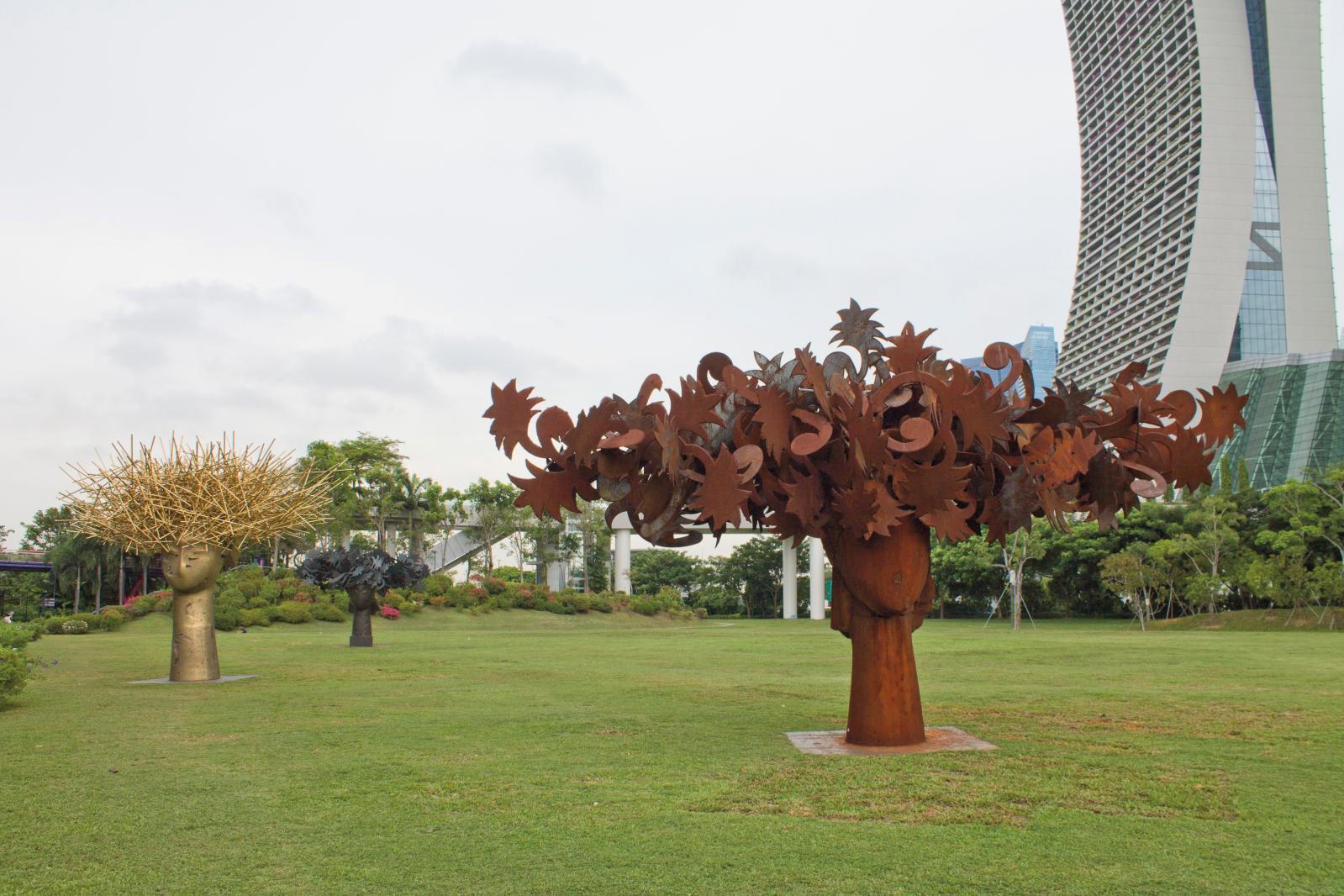 Manolo Valdés (b. 1942), Garden by the bay, Singapore 2017.Courtesy Opera Gallery