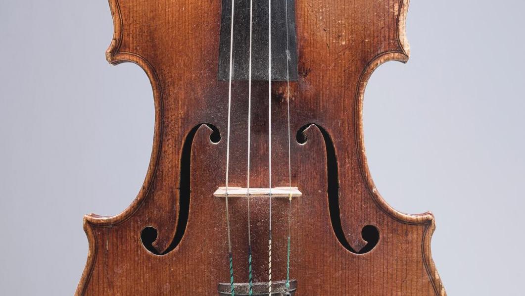 Violon de Jean-Baptiste Vuillaume, fait à Paris vers 1840-1845, diapason 359 mm.... À Vichy, les violons du bal avec Vuillaume, Tourte et Peccatte