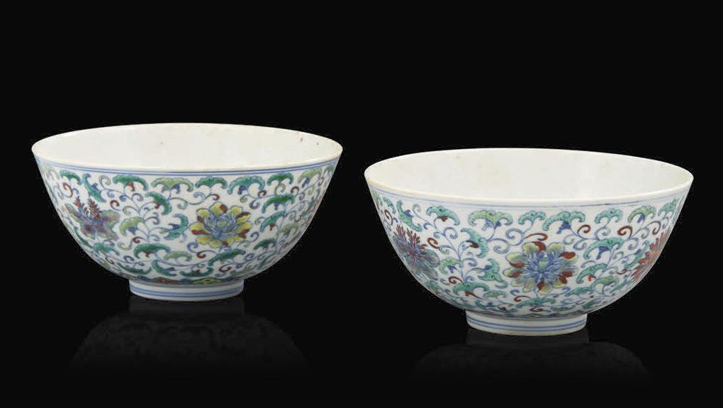 Chine, époque Daoguang (1821-1850). Deux bols pouvant former paire, en porcelaine... La porcelaine sous Daoguang