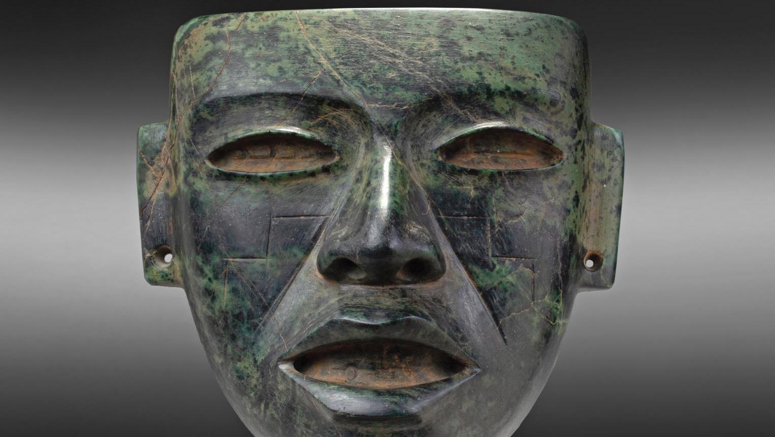 Teotihuacán, Mexique, période classique (200-650). Masque cultuel présentant un visage... Le hiératisme de Teotihuacán
