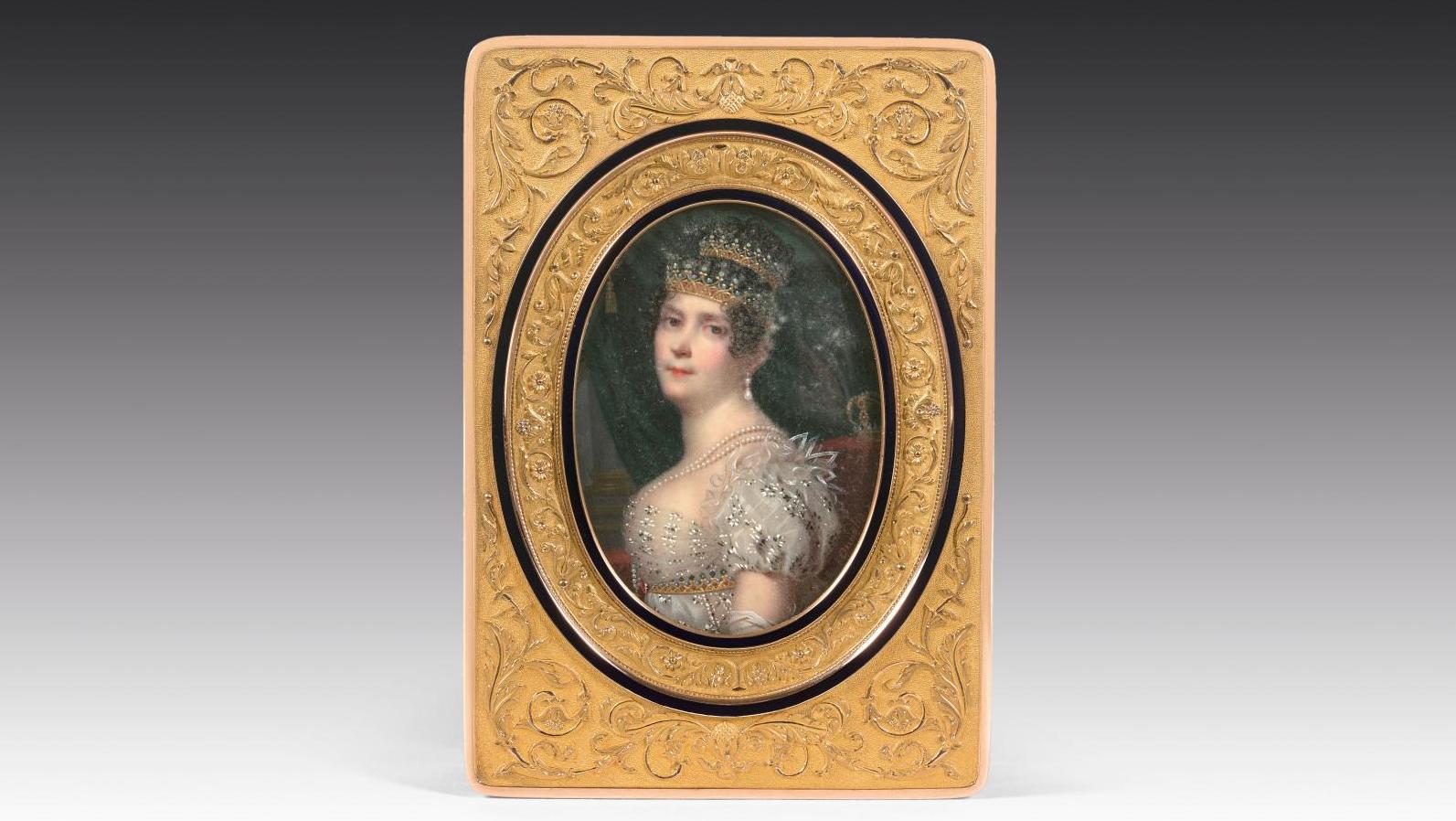 Gold snuffbox with blue enamel, hallmark of Gabriel Raoul Morel (1764-1832), decorated... A Snuffbox from the Empress Josephine