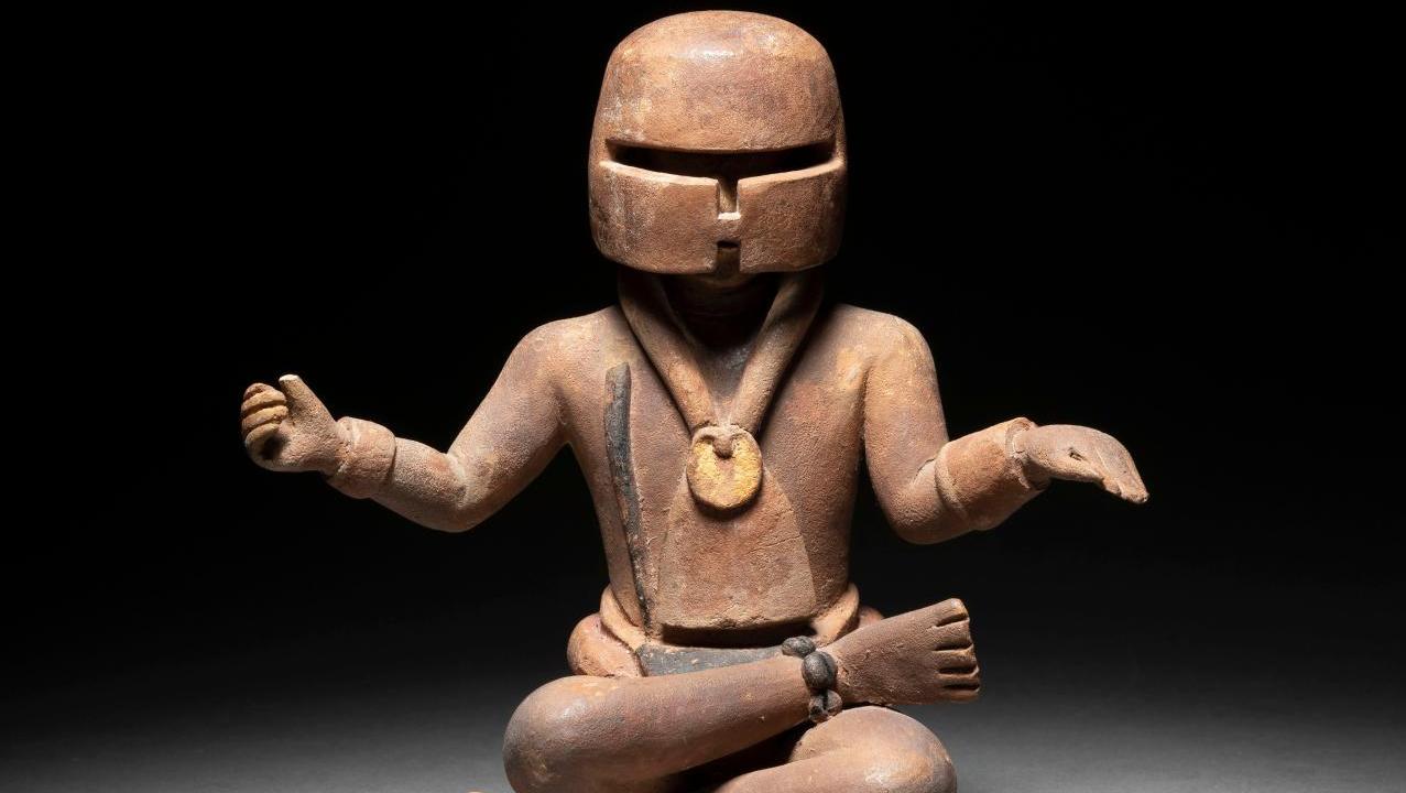 Guatemala, Petén, Mayan culture, Late Classic period, 600-900. Figure sitting in... Gods and Men of the New World