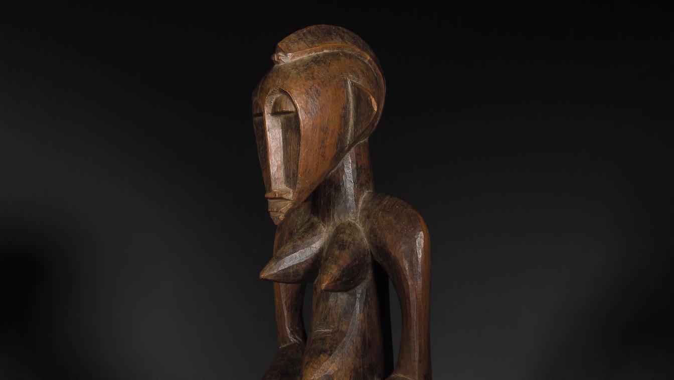 Côte d’Ivoire, seconde moitié du XIXe siècle, ethnie sénoufo. Statuette en bois sculpté... Mémoire et symbole  de l’art tribal