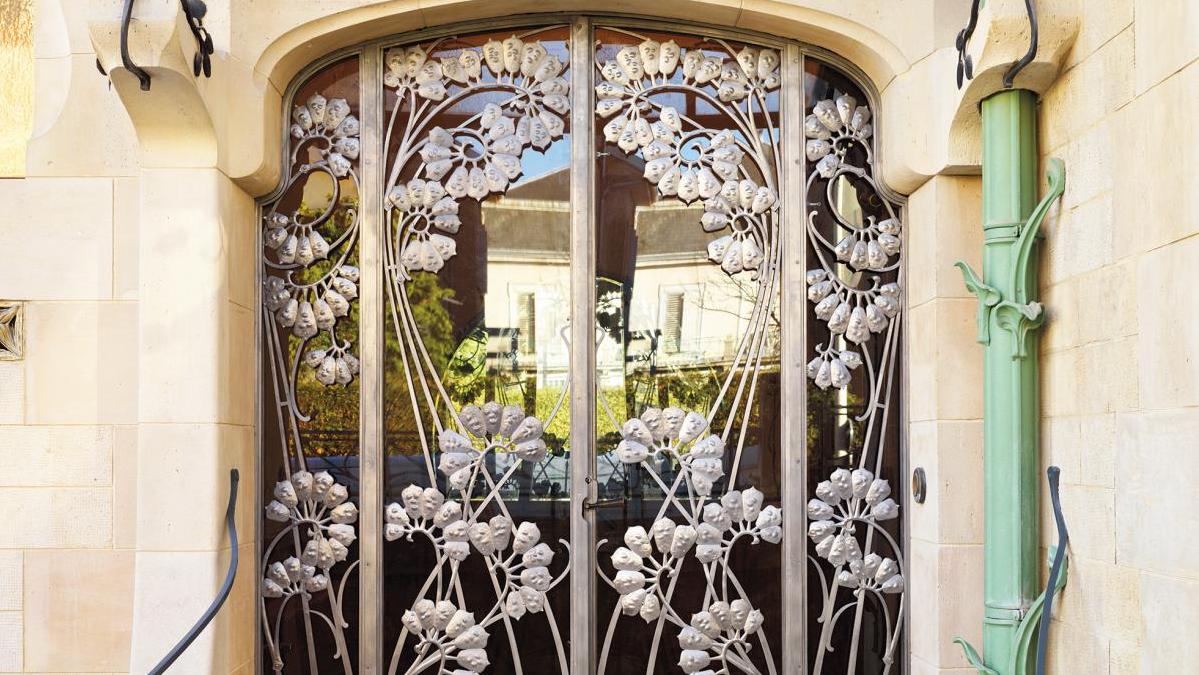 Porte d’entrée de la villa Majorelle. © MEN. Cliché Siméon Levaillant, 2020 La villa Majorelle, totalement art nouveau