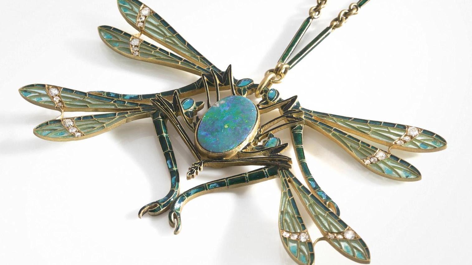 René Lalique (1860-1945), vers 1900-1908, pendentif en or stylisant quatre libellules... Les libellules volaient haut