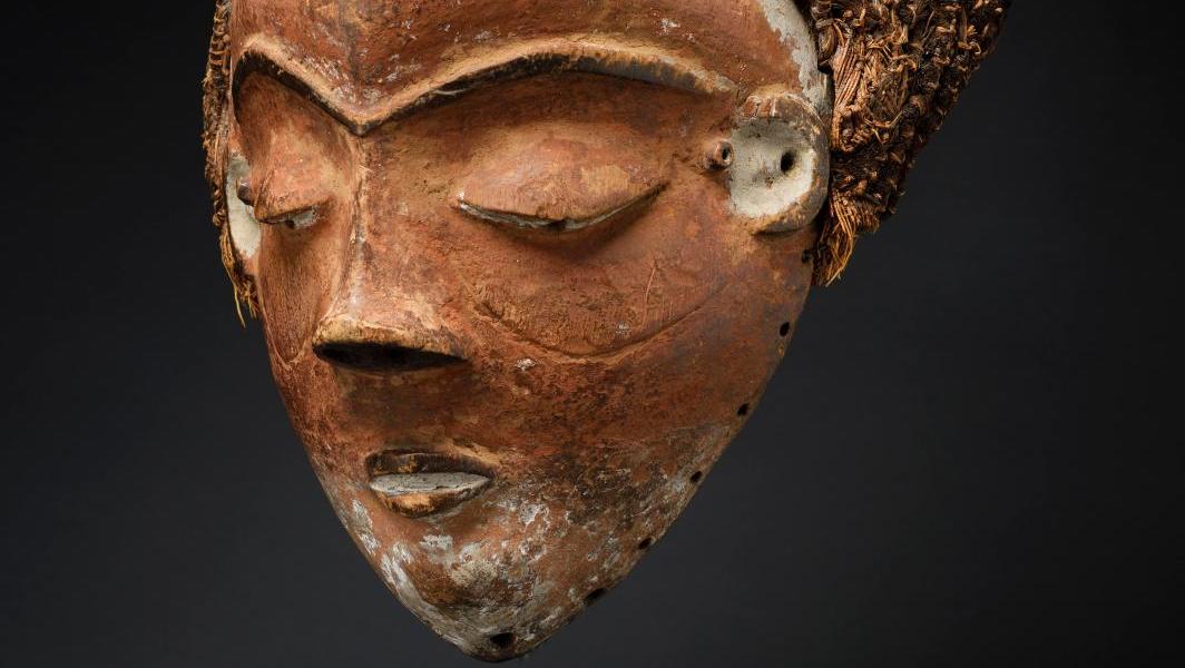 Masque Pende, RDC - galerie Ambre Congo. Bruneaf 30e édition