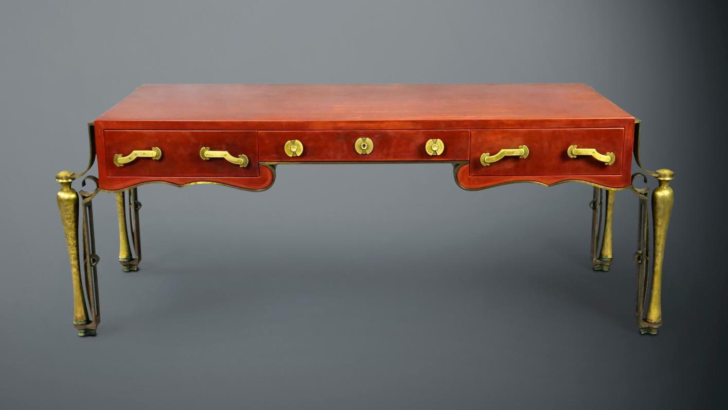 Eugène Printz (1889-1948) and Jean Dunand (1877-1942), flat desk in chamois-red lacquered... Printz and Dunand On the Same Page 