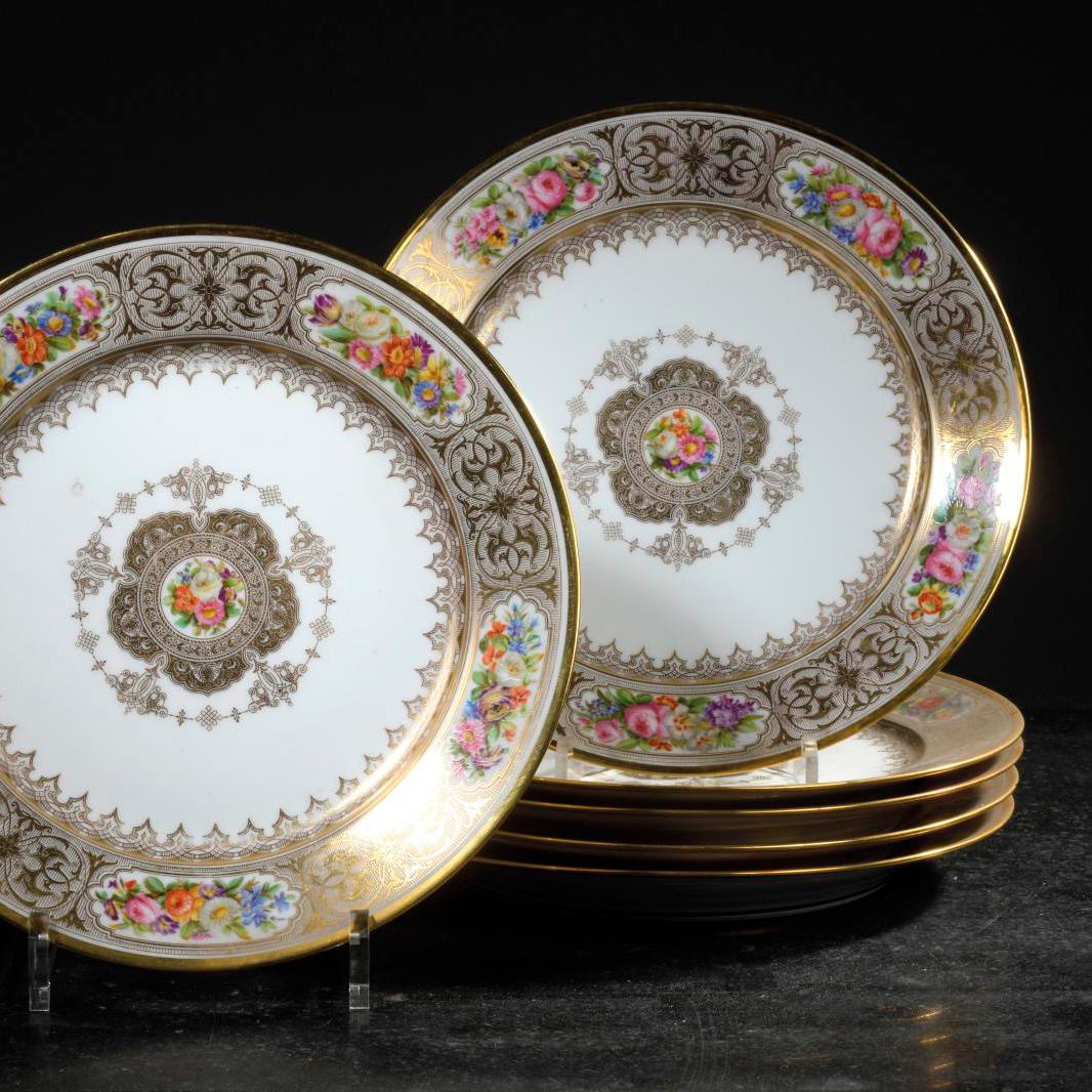 King Louis-Philippe’s Sèvres China Goes Back to Versailles  - Lots sold