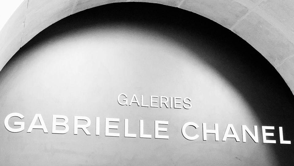   Gabrielle Chanel and Philip Guston: The Museums Are on the Horns of a Dilemma