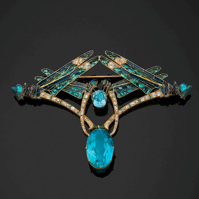 Pre-sale - A Lalique Dragonfly Symbolizing Art Nouveau 