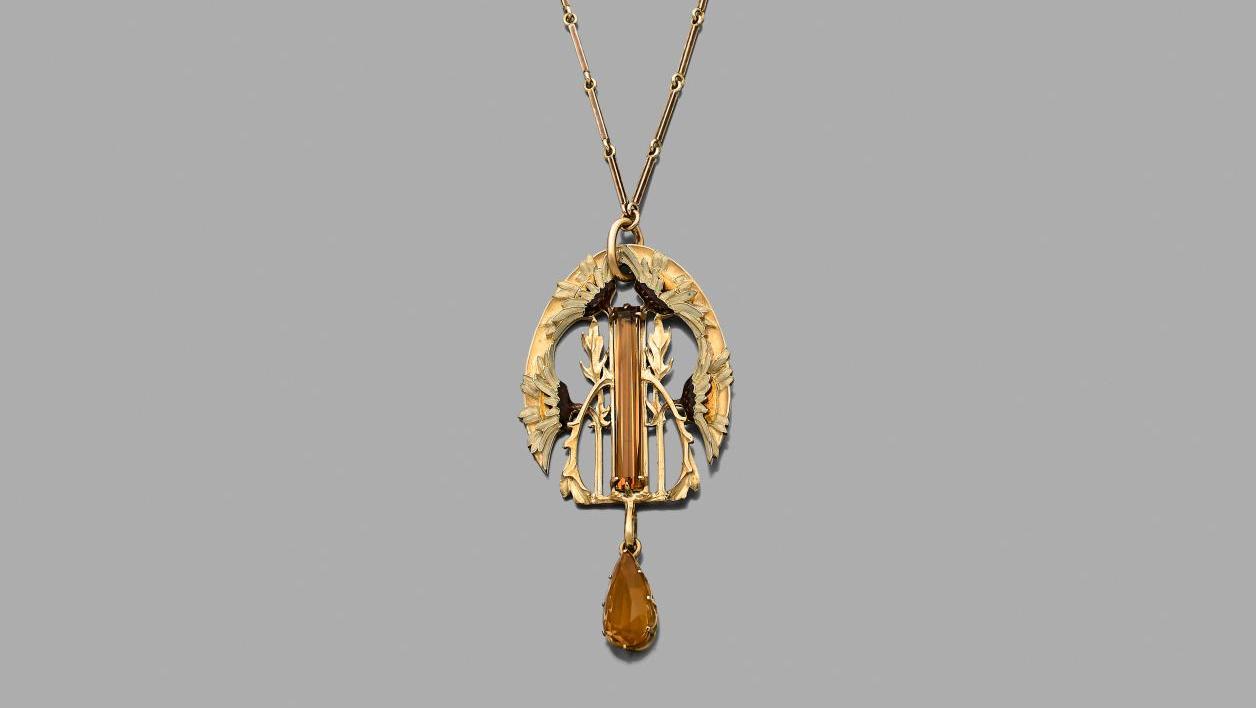 René Lalique (1860-1945), jointed yellow gold necklace with translucent yellow-brown... René Lalique: Here Comes the Sun 