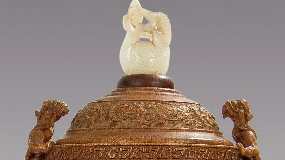 Chine, dynastie Qing, époque Qianlong (1736-1795). Brûle-parfum tripode en bambou... La culture de l’encens