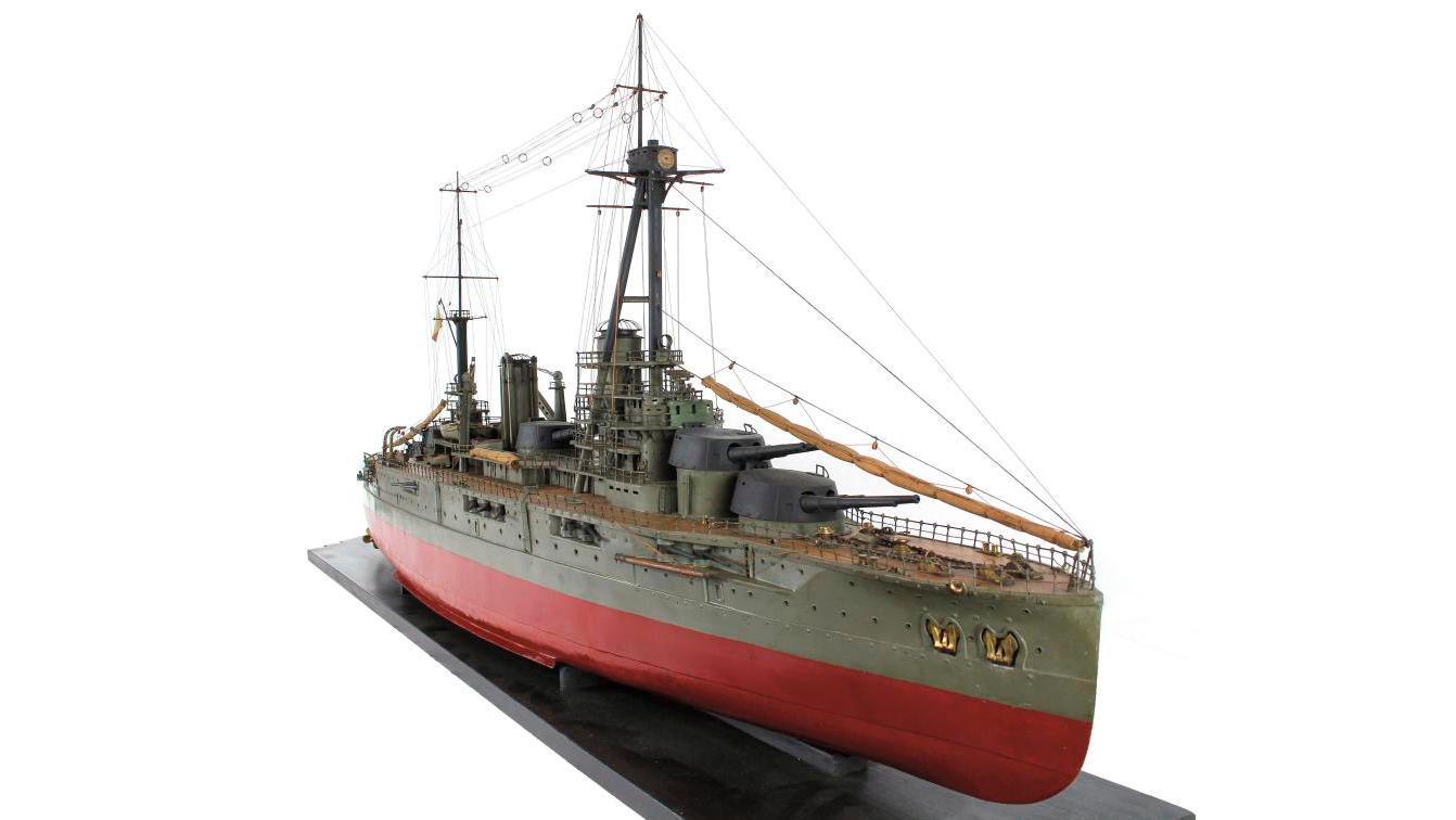 Model Battleship Wars