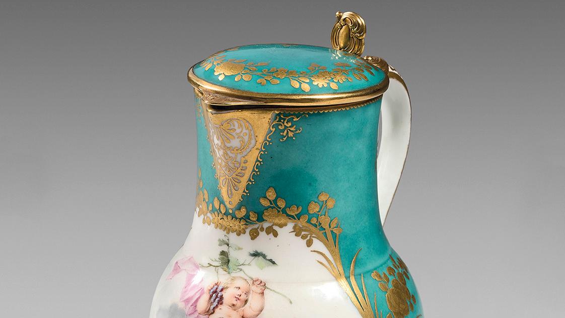 Vincennes factory, soft-paste porcelain milk jug decorated with two cherubs in the... Divine Vines by Dodin and Boucher 