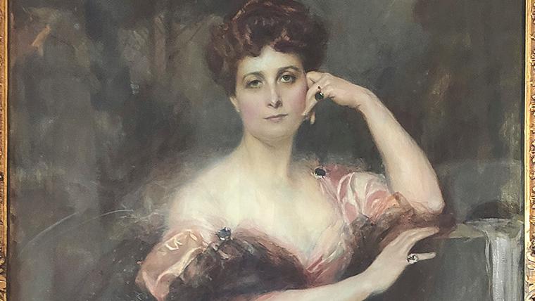 François Flameng (1856-1923), Portrait présumé de la grande duchesse Elena Vladimirovna... Portrait d’une Romanov par François Flameng