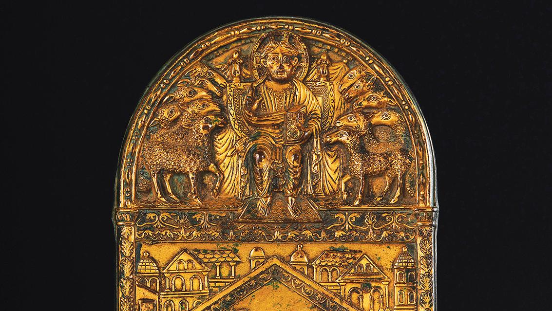 Carolingian or more probably Byzantine, 9th-11th century. Curved, engraved and gilded... Blessed are the Middle Ages