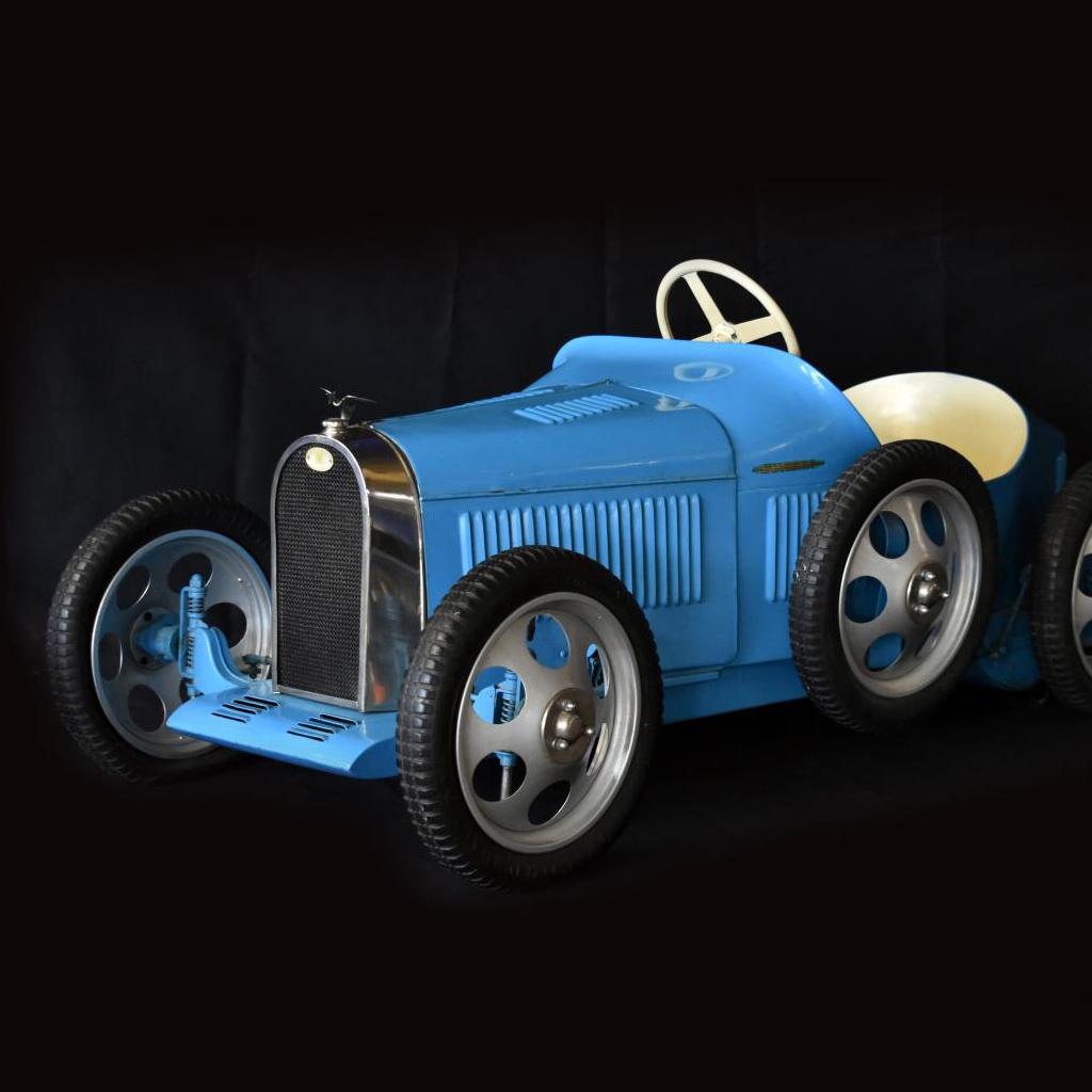 Racing to Victory with Eureka Cars - Lots sold