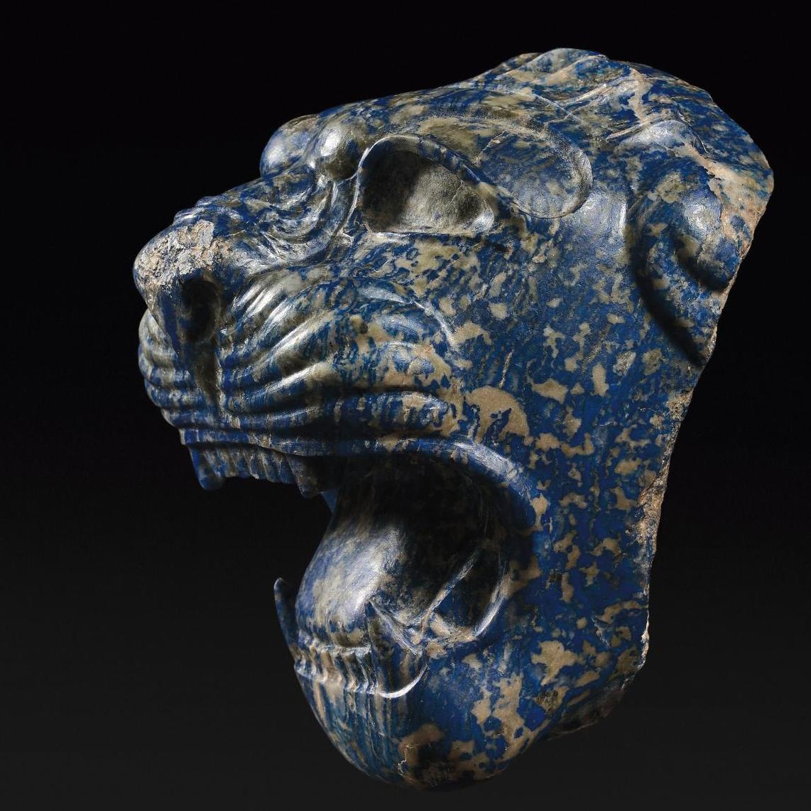 roaring lioness head<br><br>so only one<br>work, one sale!</br>
