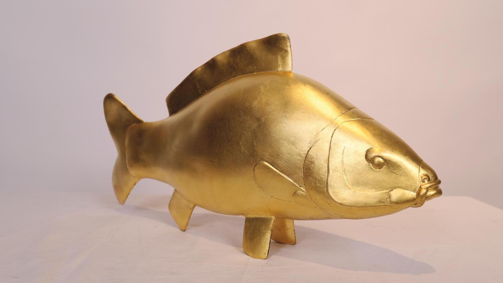 François-Xavier Lalanne (1927-2008), La Carpe d’or, résine dorée à la feuille, signée,... François-Xavier Lalanne, comme un poisson dans l’eau