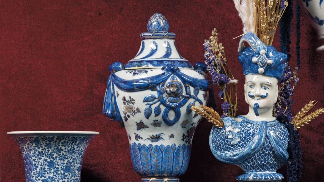 Crédence de faïences baroques de Delft, Rouen, Lille et Nevers des XVIIe et XVIIIe... Le chuchotement des porcelaines