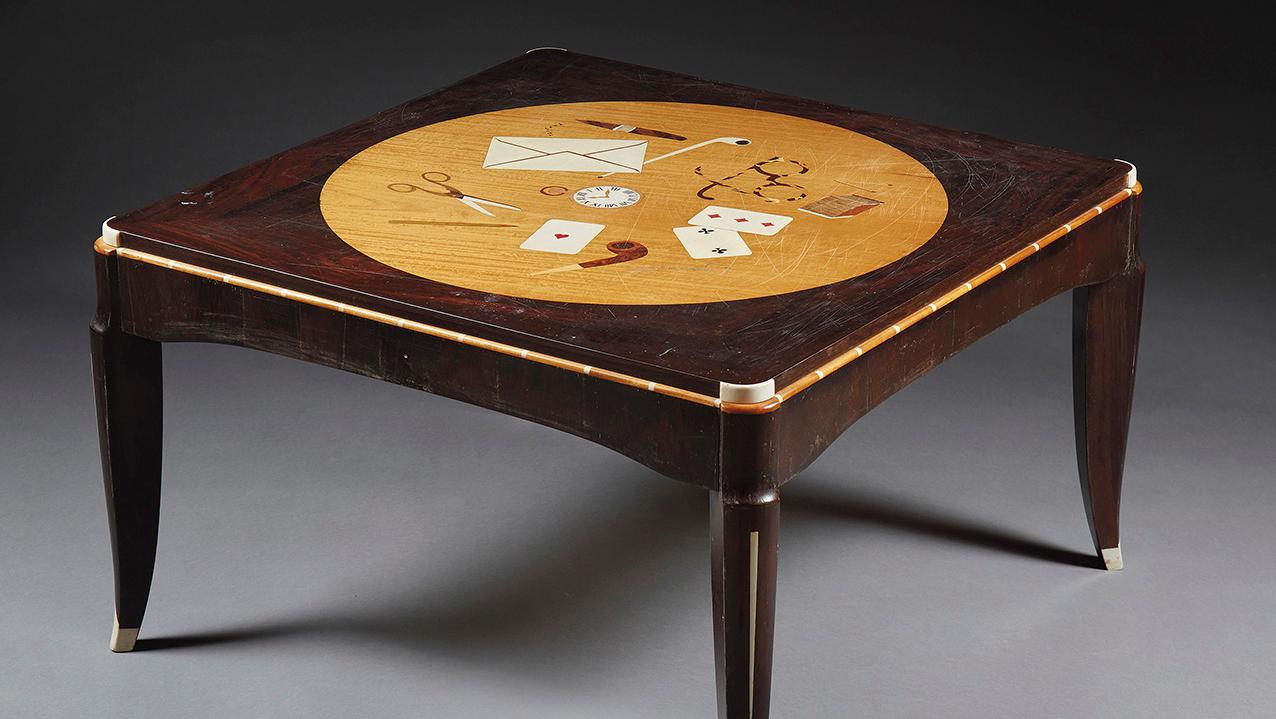 Léonard Tsuguharu Foujita (1886-1968), vers 1930, table basse en placage de bois... Une table de Leleu décorée par Foujita 