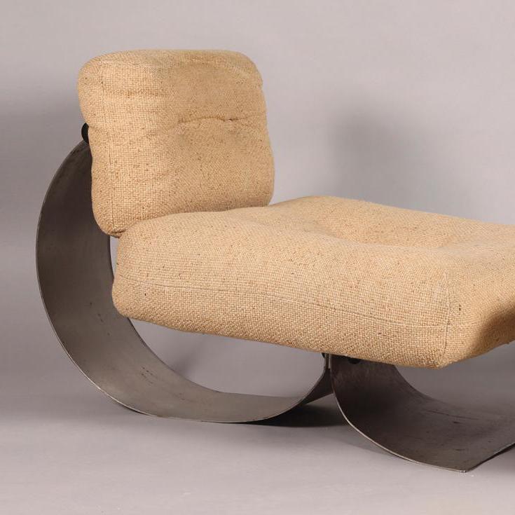Pre-sale - Oscar Niemeyer: The "Poet of Curves"
