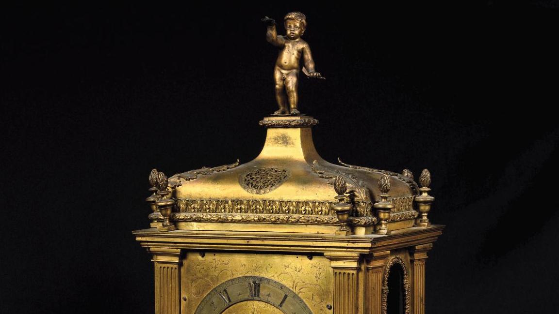 Époque Louis XIV, vers 1680, pendule en bronze doré, laiton doré, peut-être également... Pendule d’Isaac Thuret, le temps des victoires 