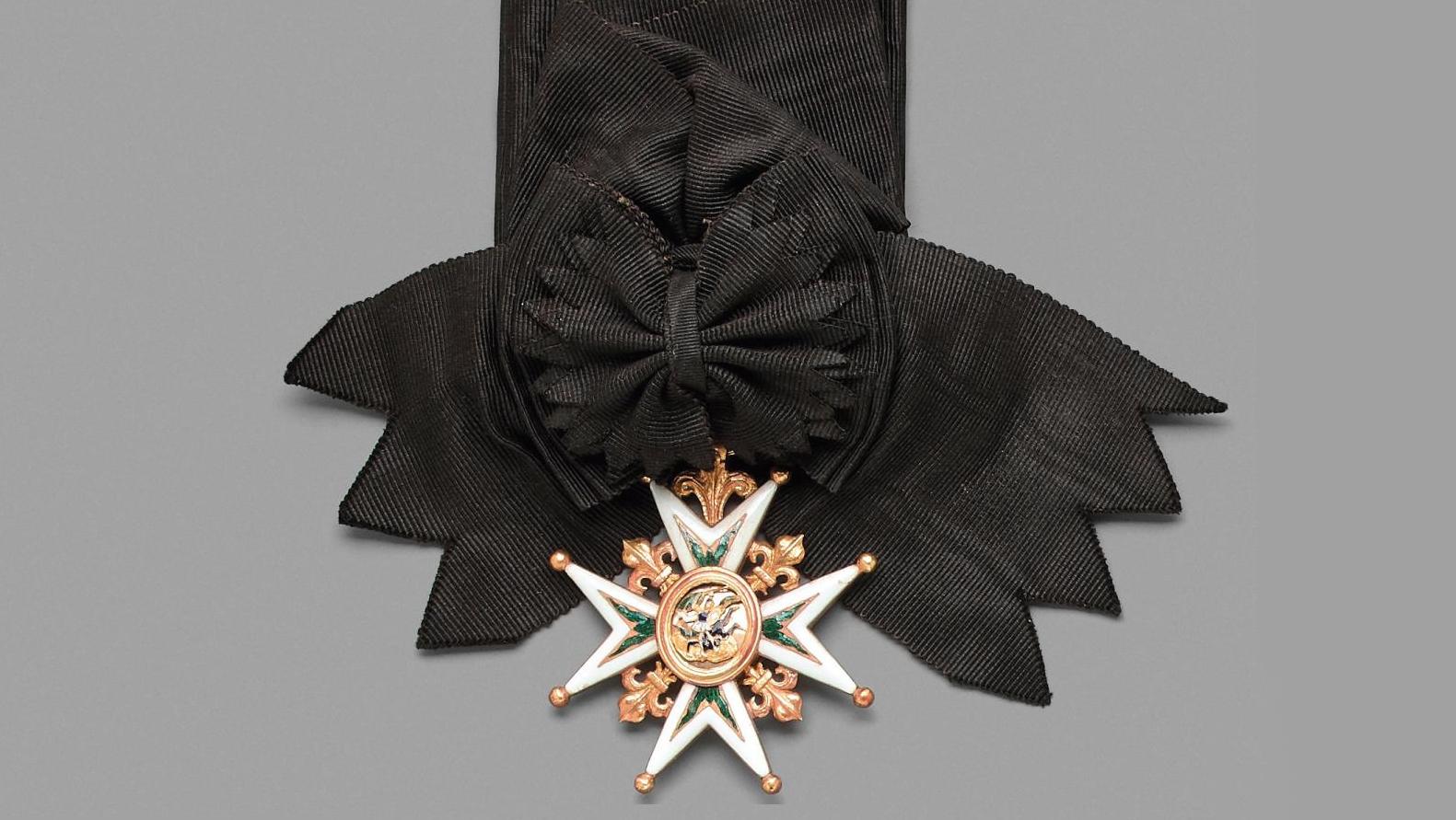 France, vers 1821. Ordre de Saint-Michel, fondé en 1469, croix de chevalier en or... Un scientifique, chevalier de l’ordre de Saint-Michel