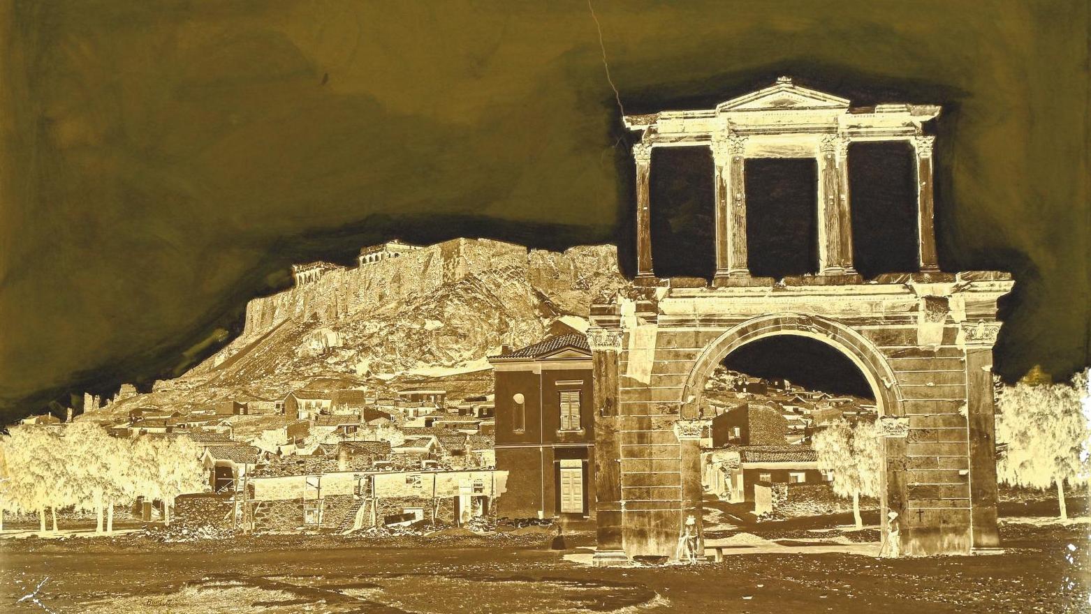 Félix Bonfils (1831-1885), L’Acropole et l’arc d’Hadrien, Athènes, 1867-1875, négatif... La cité d’Athéna photographiée par Bonfils