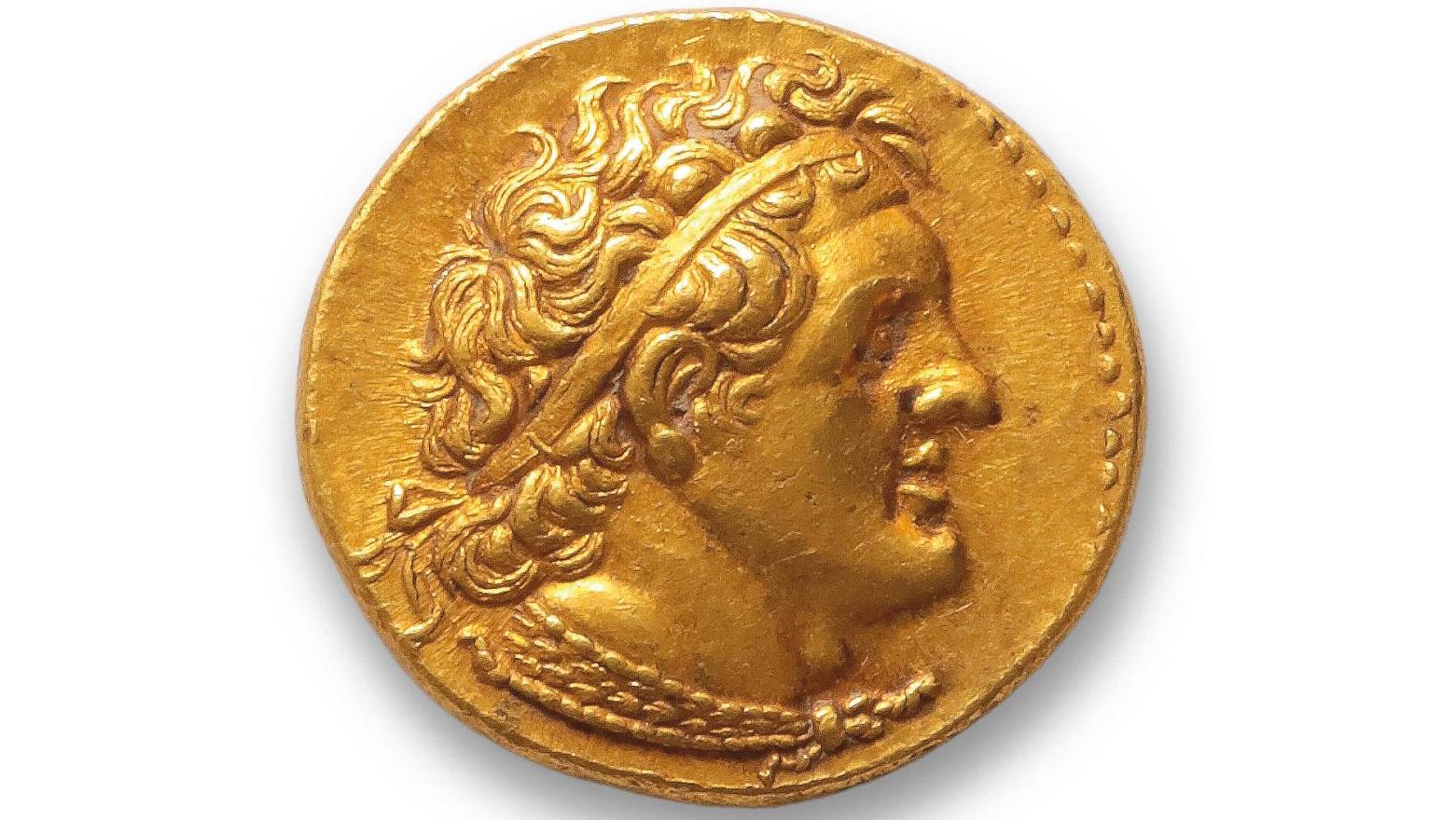 Royaume d’Égypte, pentadrachme en or, Ptolémée II Philadelphe (285-246 av. J.-C.),... Dans la famille Ptolémée, un pentadrachme...