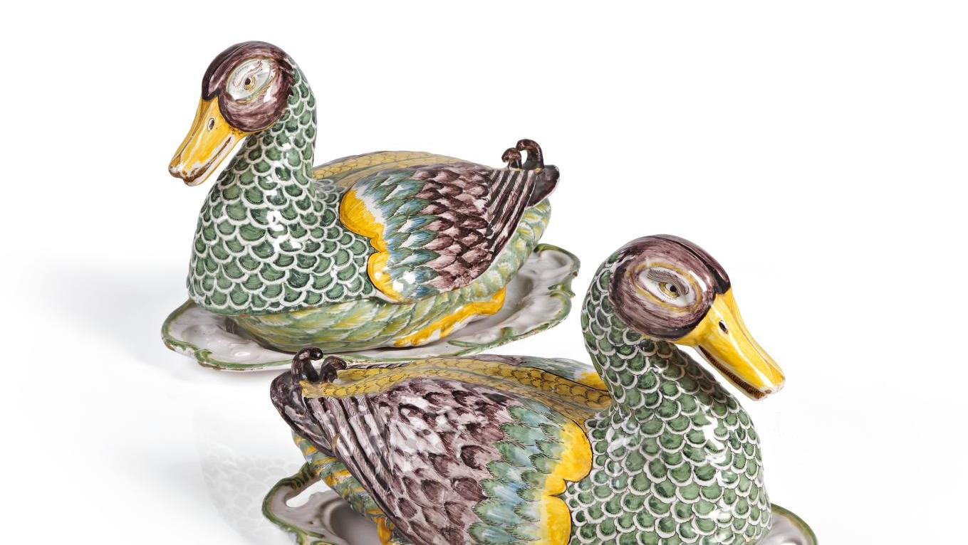 Marseilles, 18th century. Pair of duck-shaped lidded terrine dishes on oval bases... Faience Ducks in the Marseilles Style 