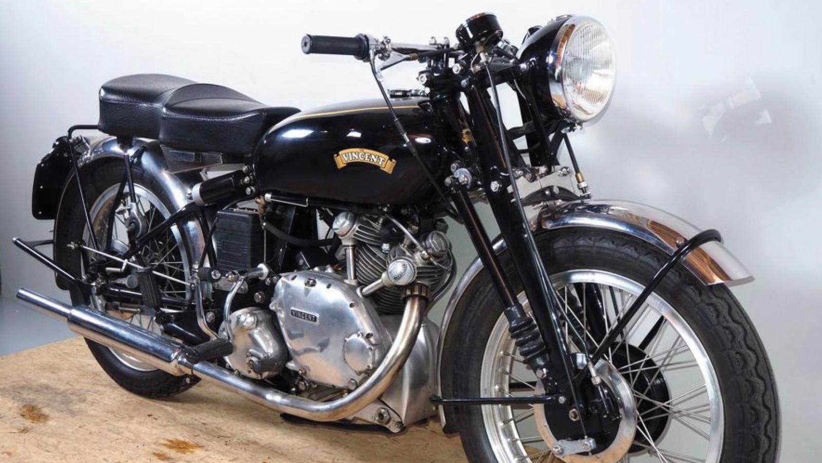 Moto Vincent « Comet » 500 cc série C de 1952, carte grise française. Estimation :... Vincent, icône de l’histoire de la moto