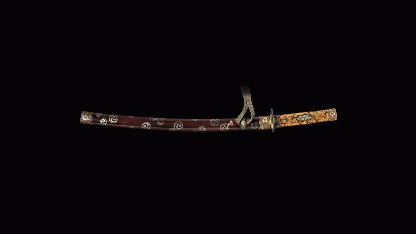 Japan, Momoyama period (1573-1603). Koto wakizashi, unsigned blade, mahogany lacquer... Well-Honed Results for a Group of Japanese Swords