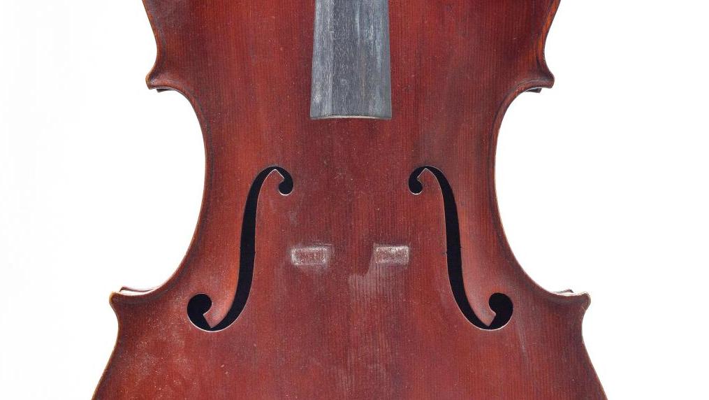 Vincenzo Sannino (1879-1969), violoncelle fait à Naples en 1912, portant étiquette,... Une couronne pour le Napolitain Sannino