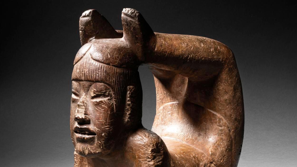 Mexico, Olmec culture, Middle pre-Classical period, 900-400 BCE. Acrobat made of... A Beautiful Olmec Contortionist