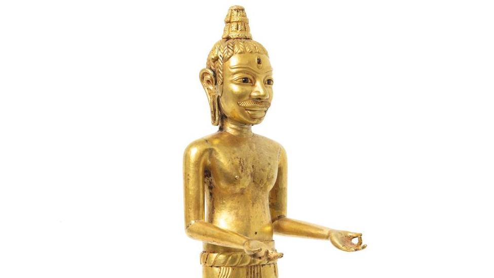 Vietnam, XIXe siècle, Shiva en or dans le style cham du XIIe siècle, debout, les... Ancienne collection d’un diplomate