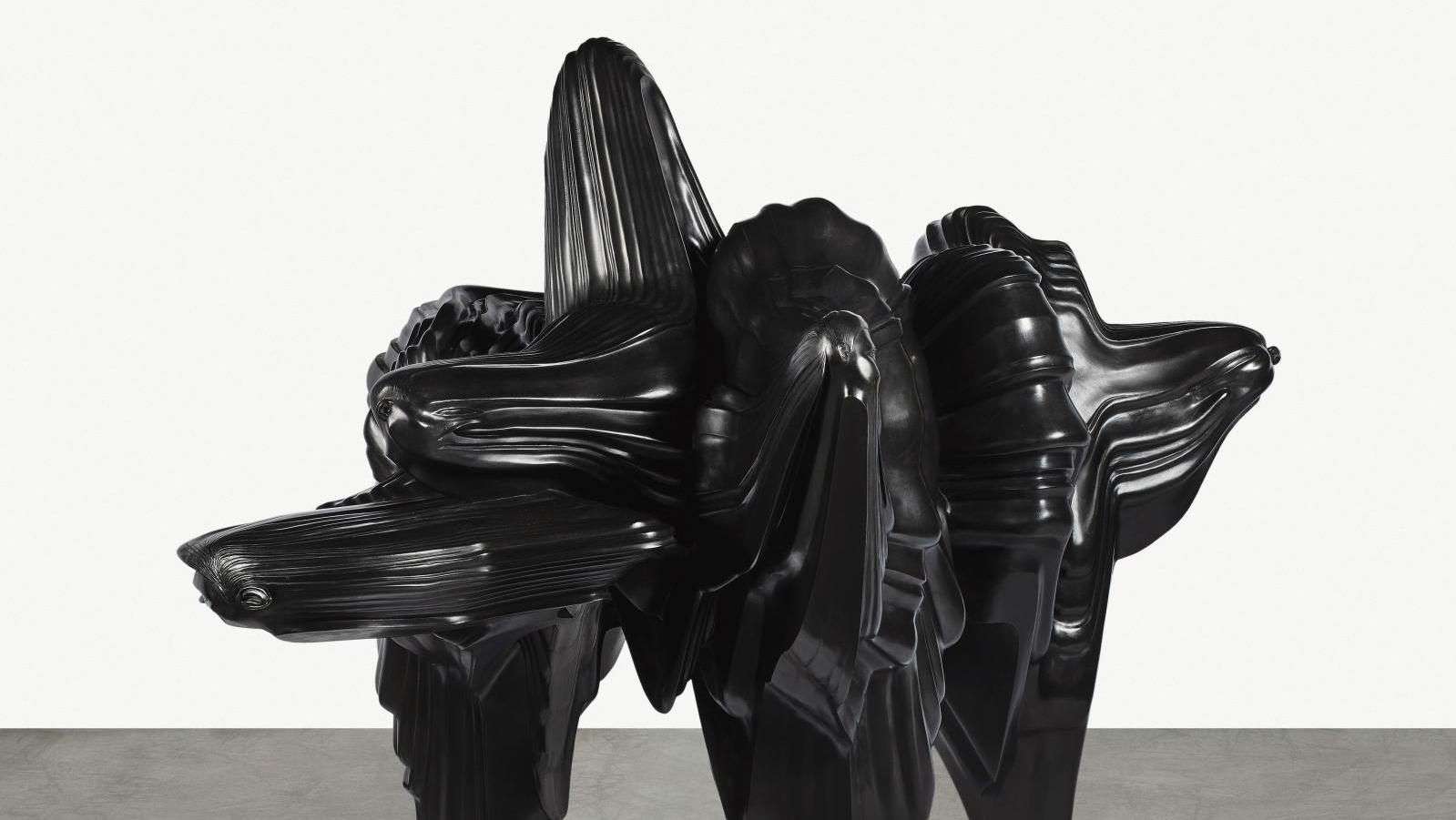 Tony Cragg (1949), Mental Landscape, 2007, bronze à patine noire, 119 x 161 x 118 cm.... Réflexion sur le temps 