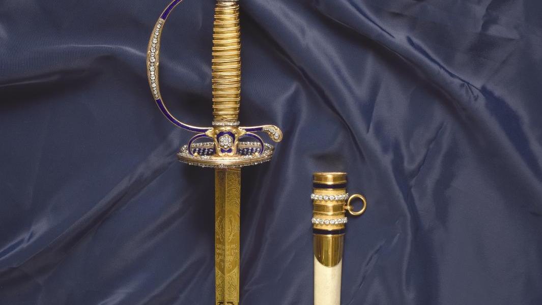 Époque Louis XVI, vers 1780, épée princière ou d’un haut dignitaire, monture en or... Une épée d'orfèvre d'époque Louis XVI