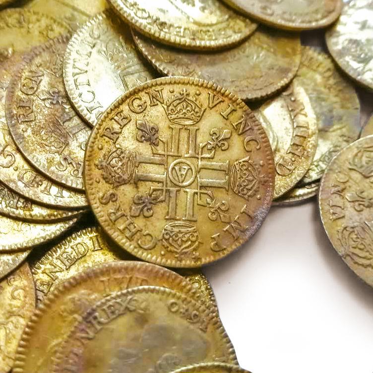 A Treasure of Gold Coins Found in Brittany - Pre-sale