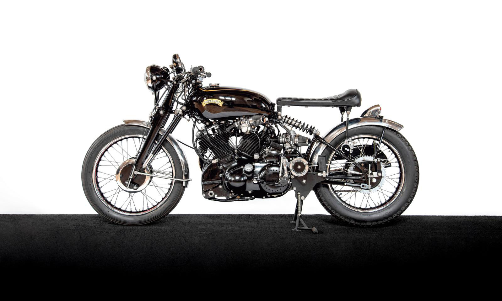 Vintage French and British Motorcycles Surge Ahead