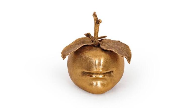 Claude Lalanne (1925-2019), Pomme-bouche, 1988, sculpture en bronze doré mat et brillant,... Lalanne, Volti et Haguenauer