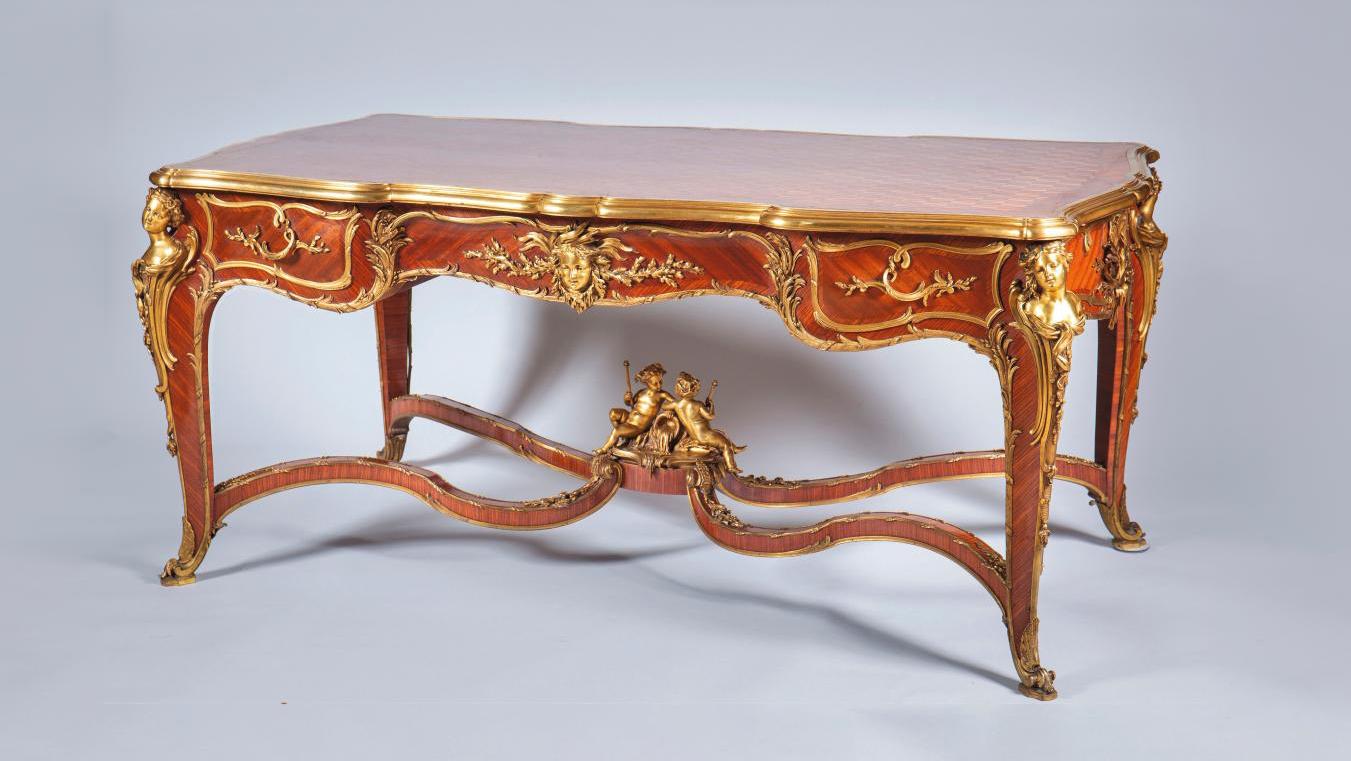François Linke (1855-1943), flat desk inlaid with leaves on all sides within purfling... François Linke and the Rococo Revival