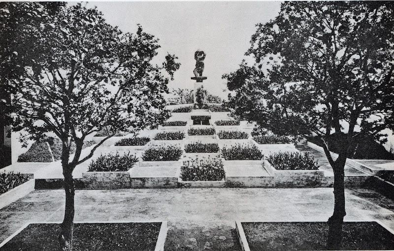 View of the Modern Garden by Gabriel Guevrekian 1928, sculpture in bronze “La Joie de vivre” (The Joy of Living) by Jacques Lipchitz.© The